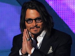 Johnny Depp czuł się brzydki. Dlaczego?