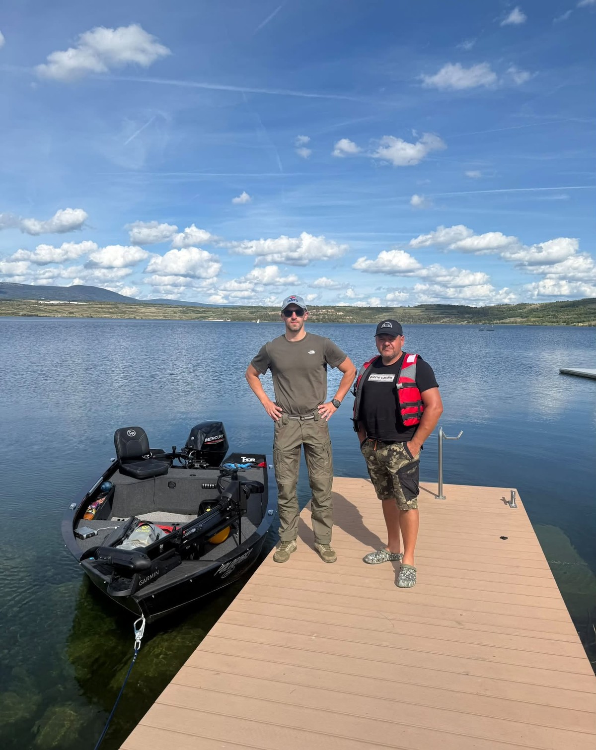 Polish underwater search expert finds body of missing 19-year-old in Czech lake