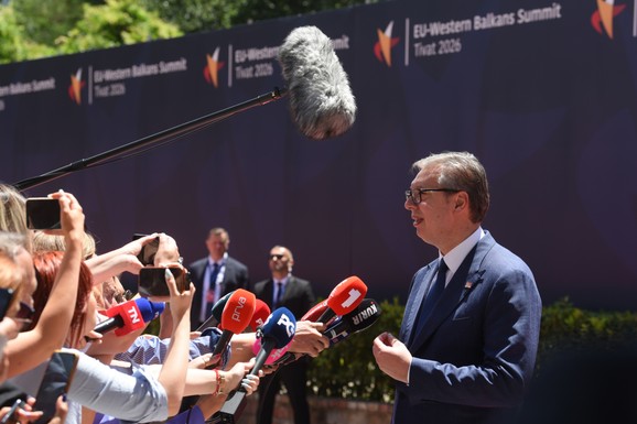 UPRAVO NA "BLIC" TV Obraćanje predsednika Vučića