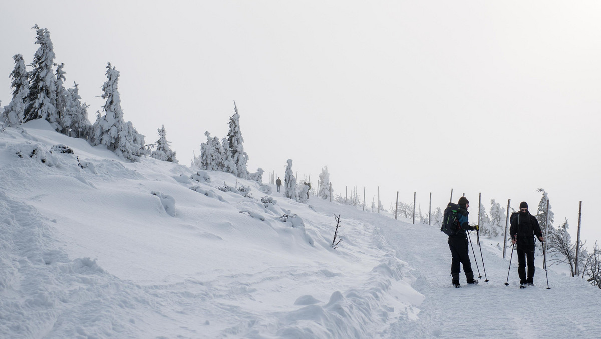 Karkonosze: trzeci stopień zagrożenia lawinowego