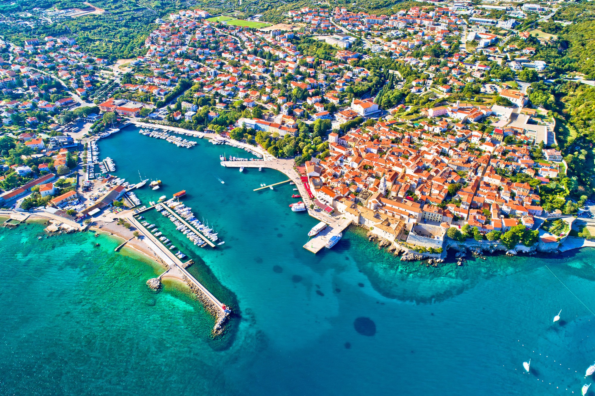 Chorvátsky ostrov Krk patrí medzi obľúbené destinácie dovolenkárov.