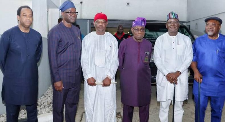 From left: Former Gov of Cross River State, Donald Duke, Governors Seyi Makinde, Nyesom Wike, former President, Olusegun Obasanjo, and Governor Samuel Ortom (PM News)