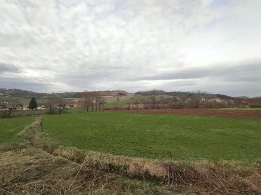 Meštani Dobrinje poručuju: Hoćemo njive i voćnjake, a ne rudnik