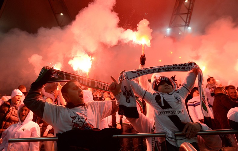 Nieznani Sprawcy obchodzili swoje święto na trybunach stadionu Legii
