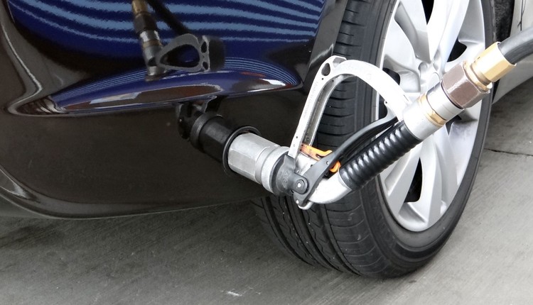 Trzęsienie ziemi na stacjach paliw. Tyle zapłacimy za LPG, benzynę 95 i ON od 23 czerwca