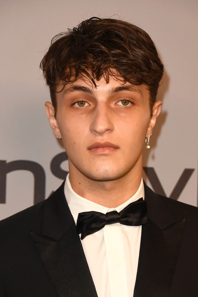 Anwar Hadid