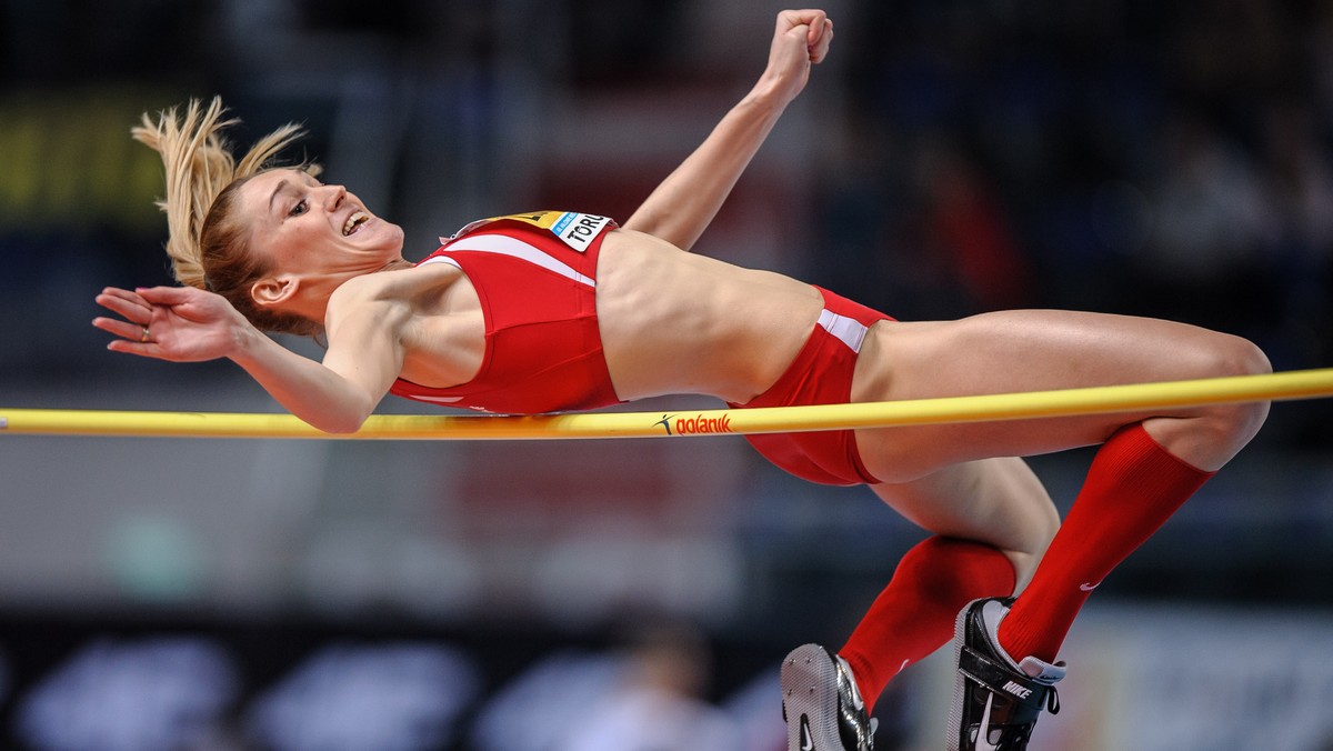 17 zawodników i zawodniczek będzie reprezentować Polskę podczas rozpoczynających się 17 marca 16. IAAF Halowych Mistrzostwach Świata w Lekkiej Atletyce w amerykańskim Portland.