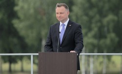 Duda wkręcony przez Rosjan. Jest reakcja MSZ, posypały się kary