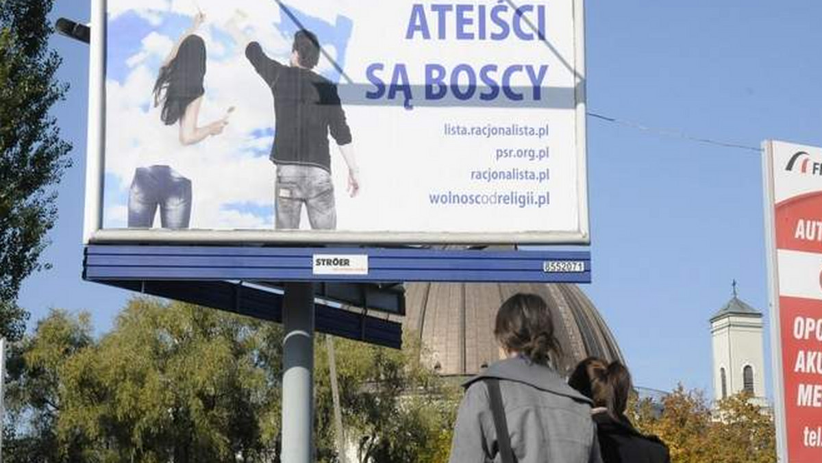 Dwadzieścia pięć billboardów w dziesięciu miastach w Polsce pojawia się w tym miesiącu. Pięć z nich w Bydgoszczy. W listopadzie fundacja chce wynająć kolejne 23 billboardy. Kampania w całości finansowana jest z darowizn.