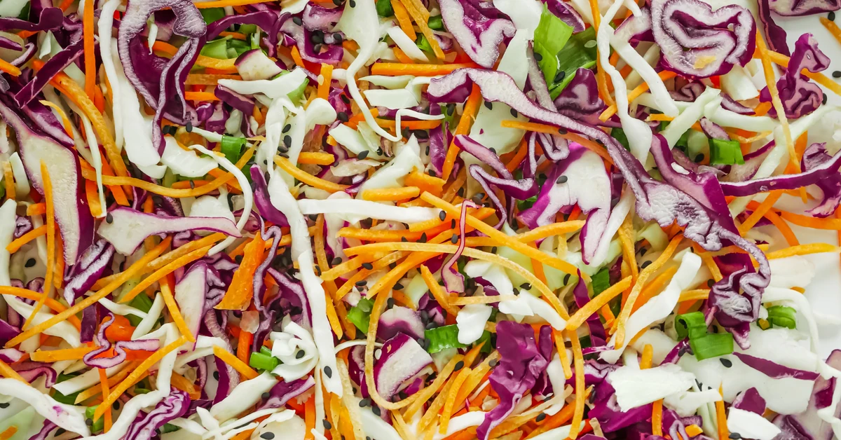 Jedna z najlepszych surówek. Zaspokaja głód, pomaga schudnąć