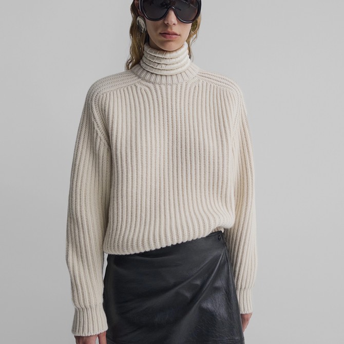 Phoebe Philo rolka 1.700 eura