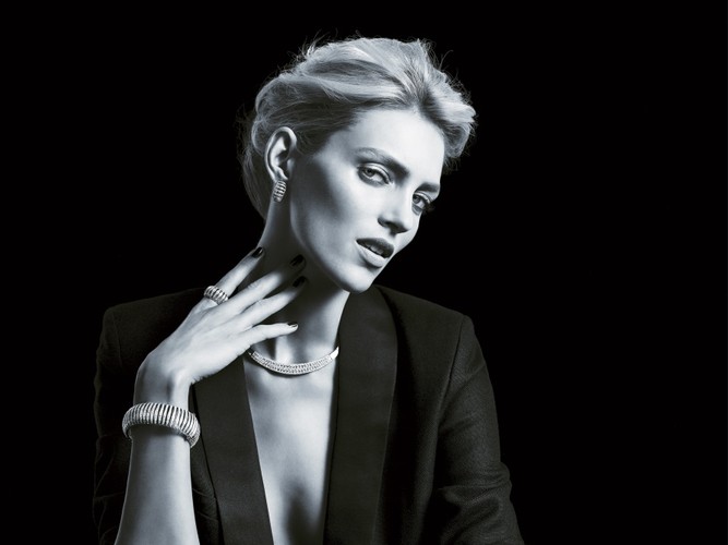 Anja Rubik w Diamentowej sesji Apart - wiosna 2014