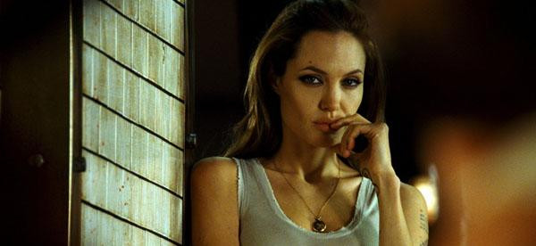 Piękna i zabójcza Angelina Jolie