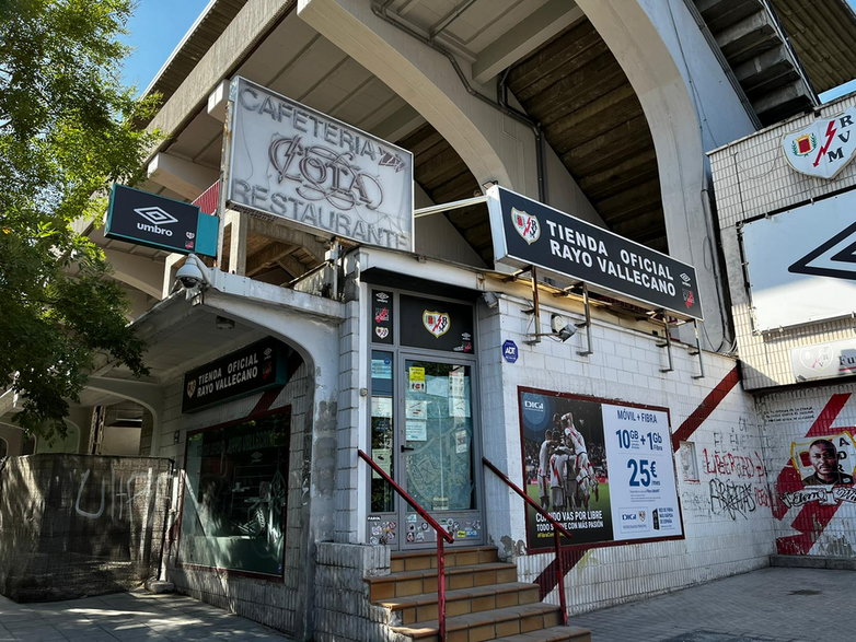 Oficjalny sklep Rayo pod Estadio de Vallecas