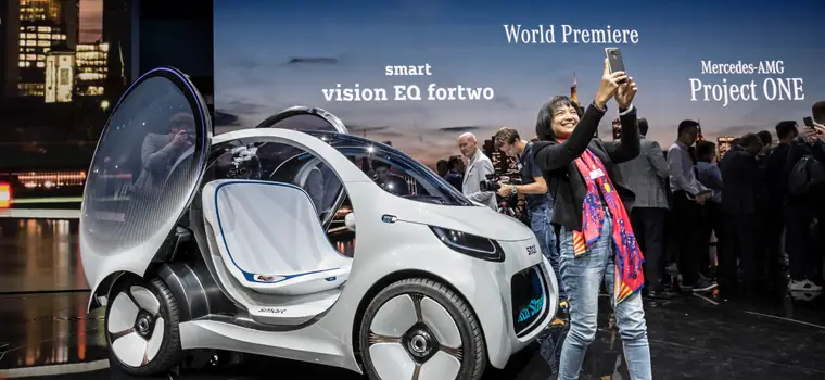 IAA Frankfurt 2017: Smart vision EQ fortwo przedstawia nową wizję miejskiej mobilności