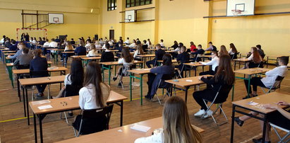Próbny egzamin ósmoklasisty 2021. Jakie będą zasady i wytyczne?