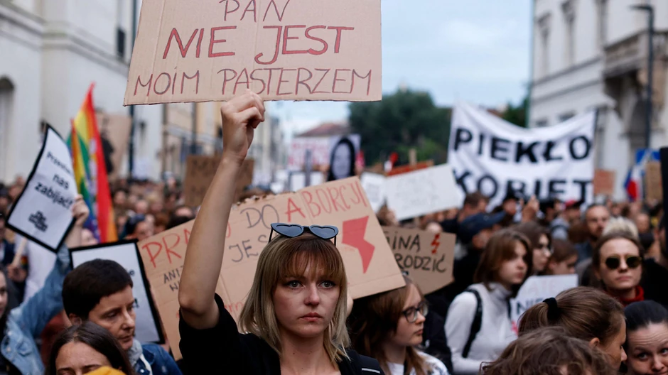 Dorotina smrt dovela je do velikih protesta 2023. godine širom zemlje pod sloganima „Nijedan više“ i „Prestanite da nas ubijate“ | Foto: Getty Images