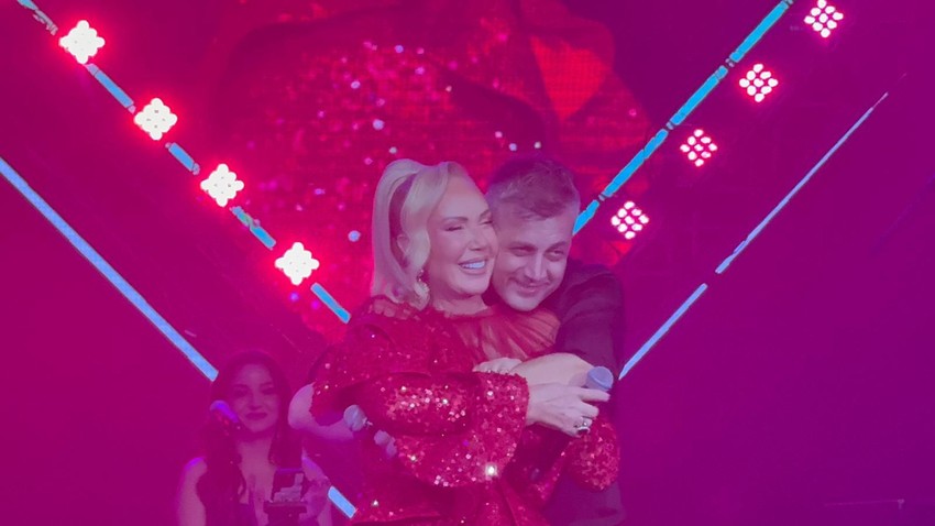 Lepa Brena i Bojan Leksington na koncertu u Beogradu