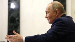 w rosji coś pękło. ludzie masowo wypłacają pieniądze, tego nie było od lat 2000.