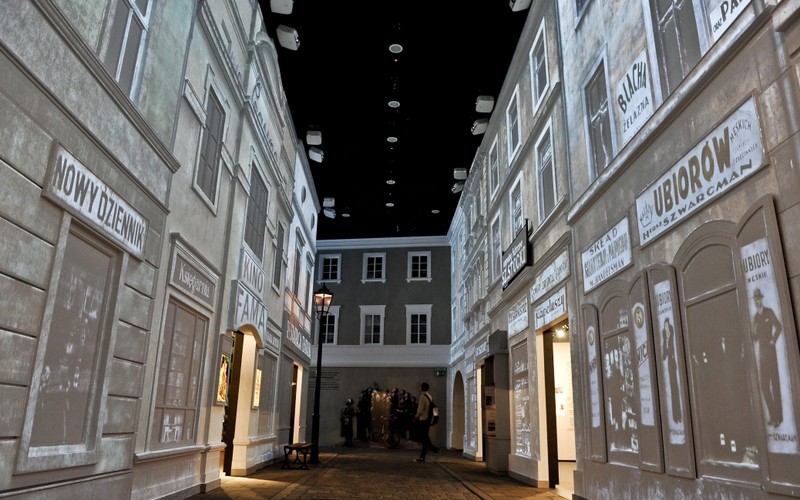 Wystawa 'Na Żydowskiej Ulicy' - fragment ekspozycji stałej w Muzeum Historii Żydów Polskich
