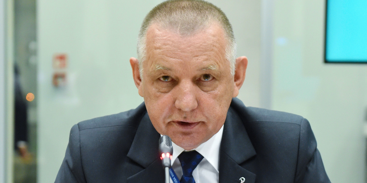 Zbigniew Ziobro chce odebrać immunitet prezesowi NIK Marianowi Banasiowi. 