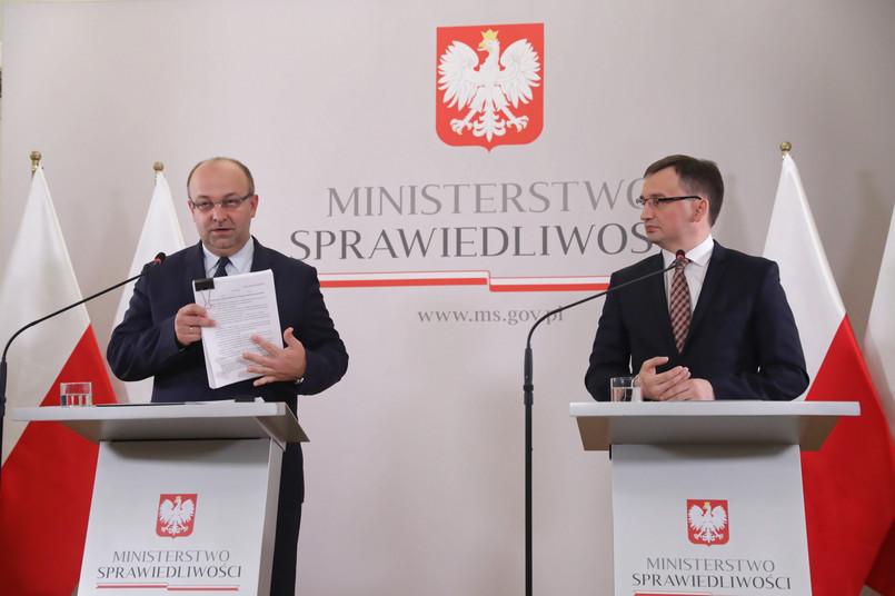 Minister sprawiedliwości, prokurator generalny Zbigniew Ziobro oraz podsekretarz stanu Łukasz Piebiak