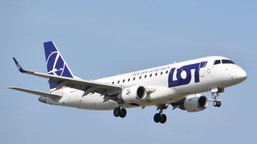 msz: pomogliśmy w wylotach z zea i kataru blisko 13 tys. osób