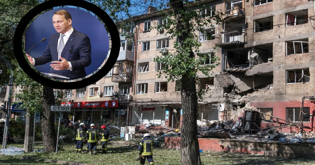 Polish embassy damaged in &#39;racist attack on Kiev&#39;, Sikorski calls for urgent help
