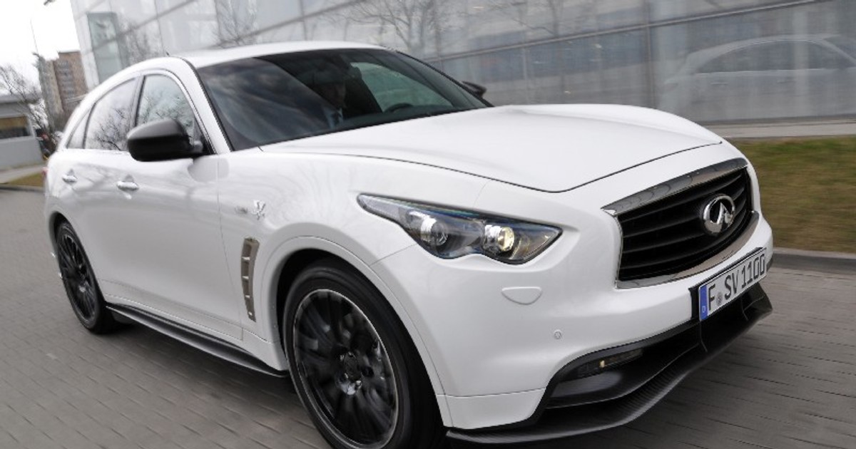 Infiniti fx50 vettel edition