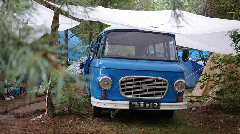 Barkas z silnikiem