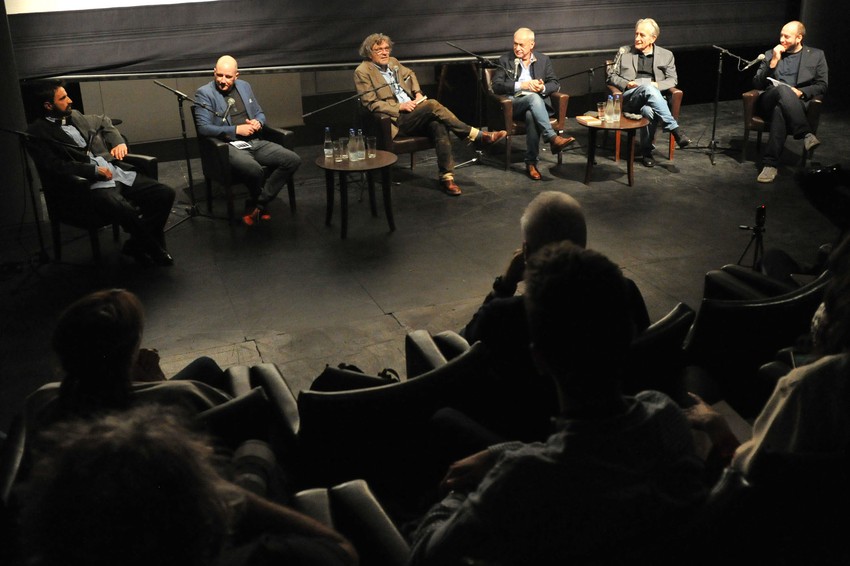 Razgovor o knjizi Krisa Hedžisa