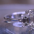 Tak powstał pierścionek za ponad miliard złotych z 7-karatowym diamentem