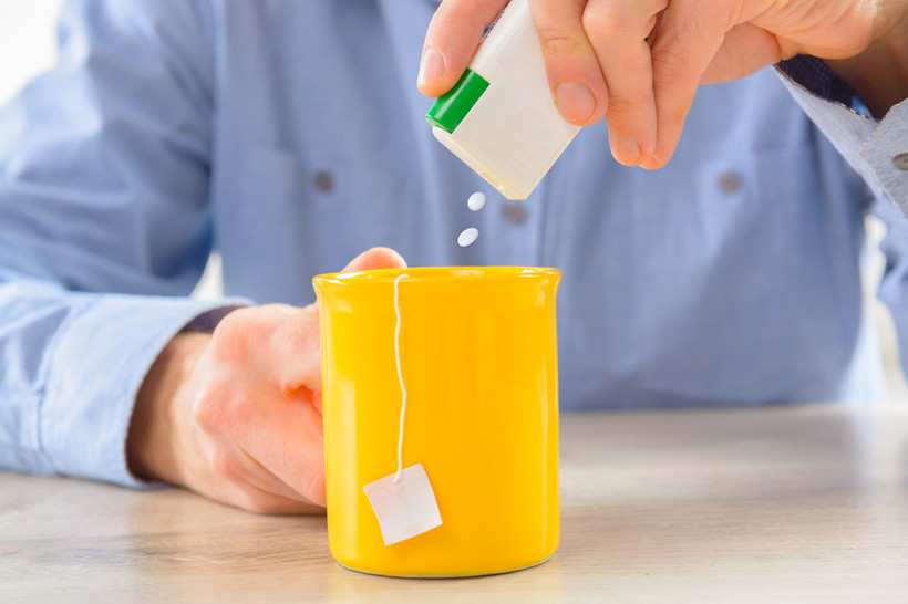 Zgodnie z prawem UE aspartam może być stosowany w szerokiej gamie produktów, np. w napojach niskokalorycznych, gumach do żucia i drażetkach odświeżających