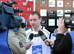 Frankowski: Lepiej by w kadrze grali Polacy, a nie Arboleda