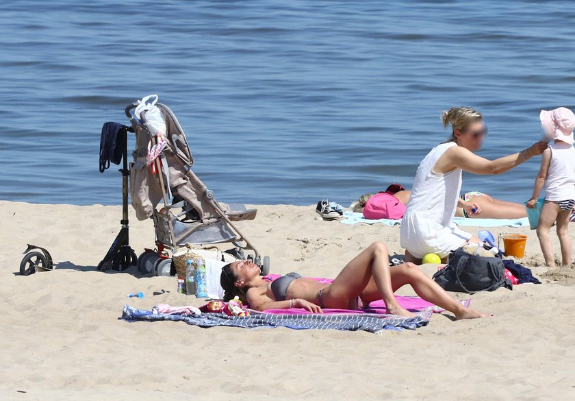 Marta Kaczyńska z byłym mężem na plaży