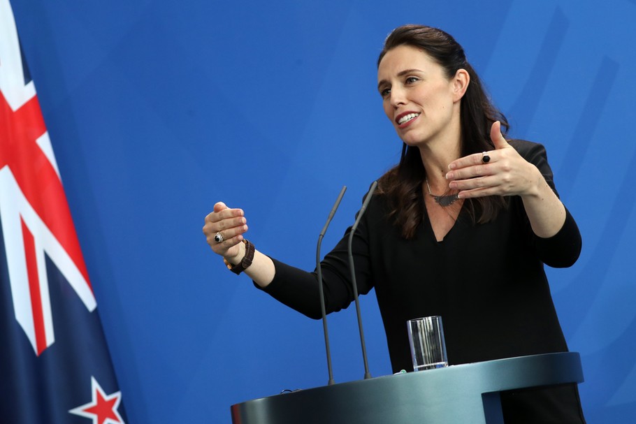 Jacinda Ardern, premier Nowej Zelandii, była jednym z pierwszych światowych przywódców, która zdecydowała się na zamknięcie granic