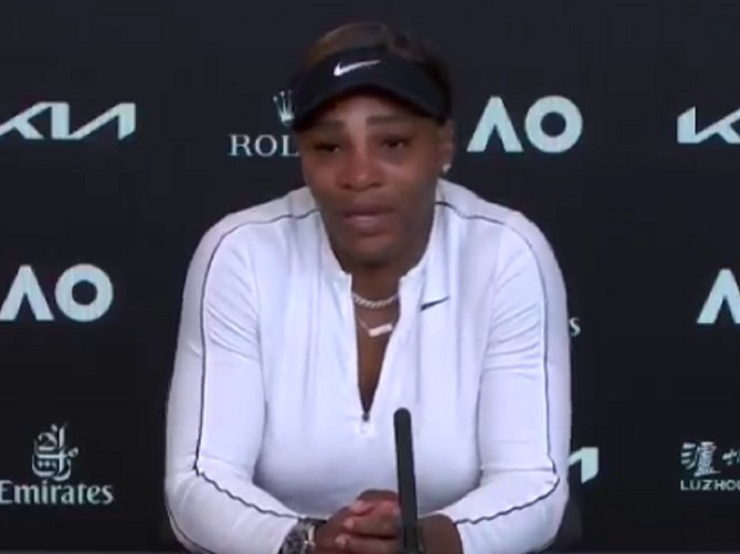 Serena Vilijams se rasplakala na konferenciji nakon poraza od Naomi Osake 