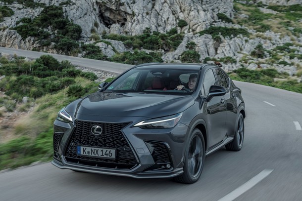 Lexus NX 450h+