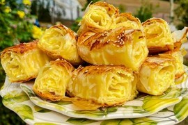 Pita sa sirom i susamom, mekana kao duša i savršeno hrskava: Recept Dragice Marković svi traže