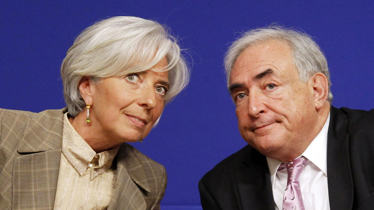 Minister finansów Francji Christine Lagarde wydaje się być główną kandydatką do objęcia stanowiska dyrektora zarządzającego MFW, ale na jej drodze stoi kilka przeszkód, w tym domniemany udział w tzw. aferze Tapiego - podkreśla dzisiaj francuska prasa.