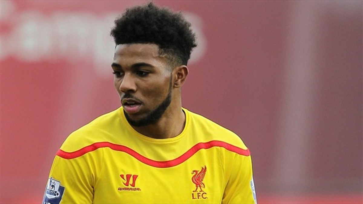 Kilka sezonów temu Jerome Sinclair zapowiadał się na wielkiego napastnika. Zawodnika Liverpoolu uznawano za wielki talent. Póki co, 19-letni obecnie zawodnik nie spełnia pokładanych w nim nadziei. Być może lepiej pójdzie mu w nowym klubie. Sinclair podpisał kontrakt z Watfordem.