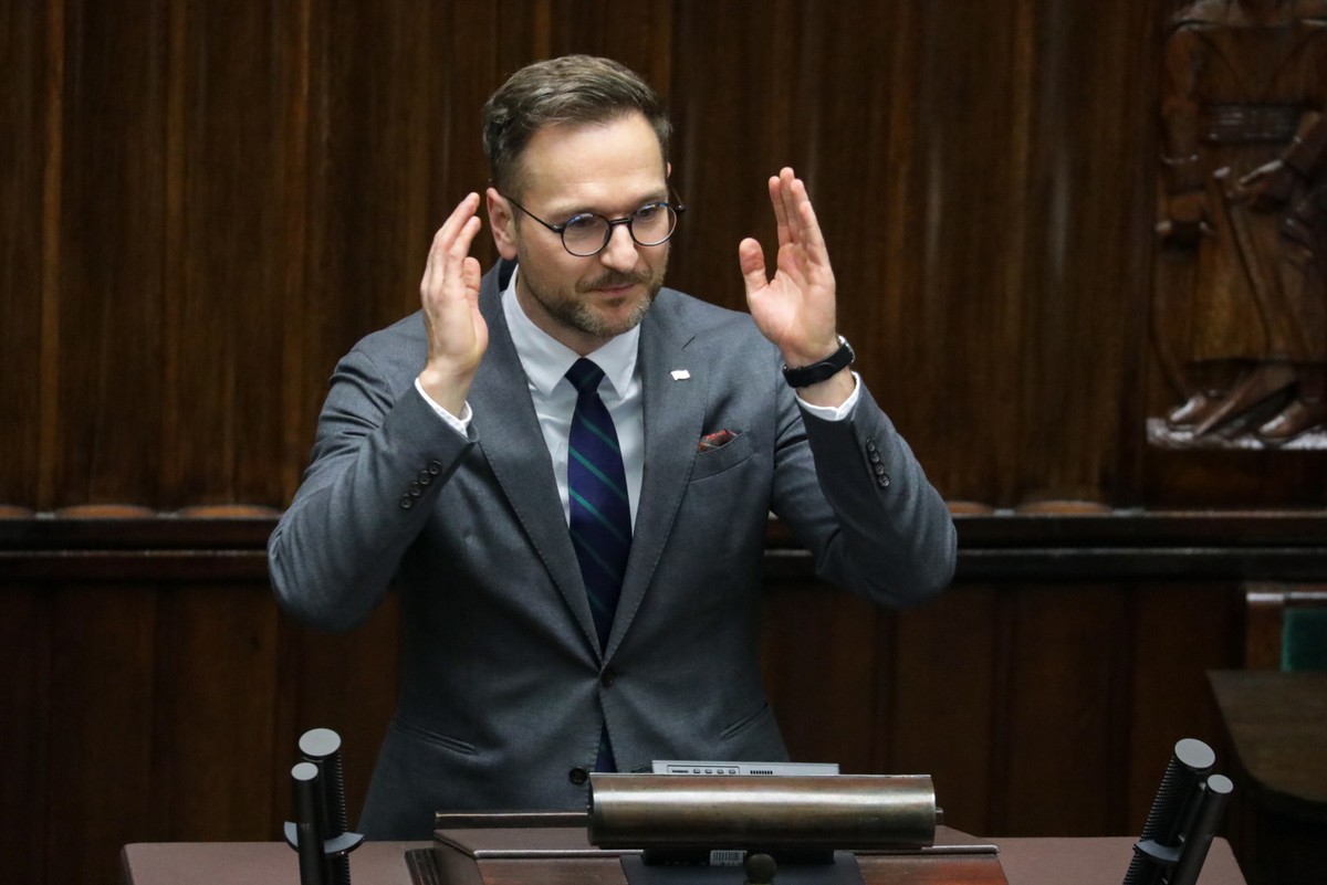 Waldemar Buda na sali obrad Sejmu