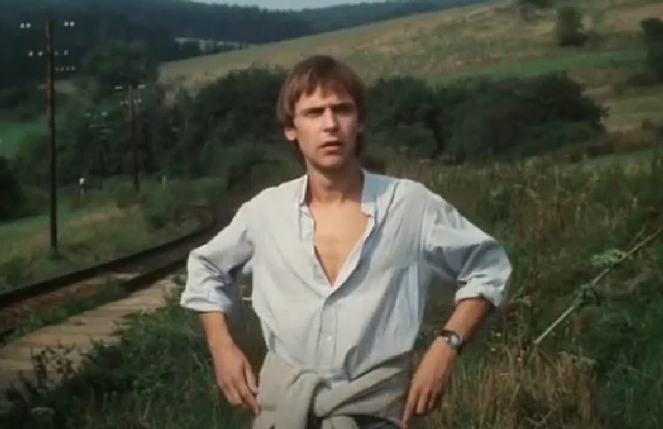 Pavel Kikinčuk ako Šimon Plánička vo filme Slnko, seno, jahody.