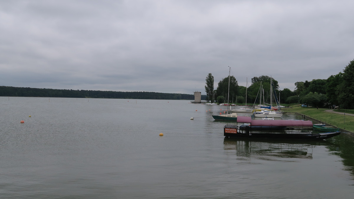 Do tragedii doszło w miejscowości Chotyłów w powiecie bialskim. Ciało mężczyzny znaleziono poza obszarem wyznaczonym do kąpieli - podaje Polskie Radio Lublin.