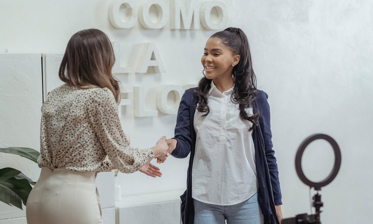Praca dla kobiet w Białymstoku – w jakich branżach najłatwiej o zatrudnienie?