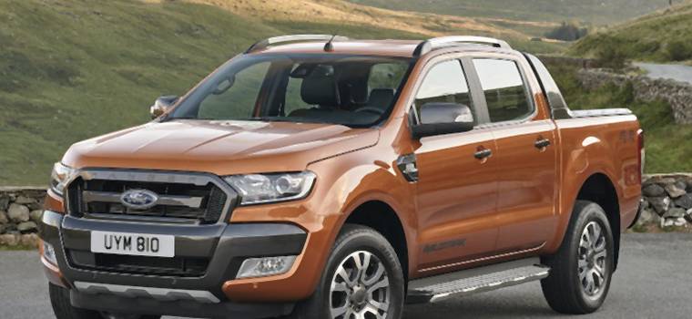 Ford Ranger: flagowy Wildtrak w kolorze orange