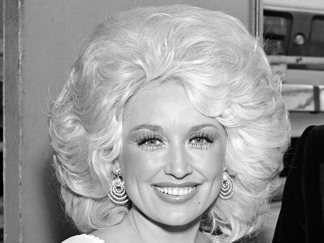 Doli Parton