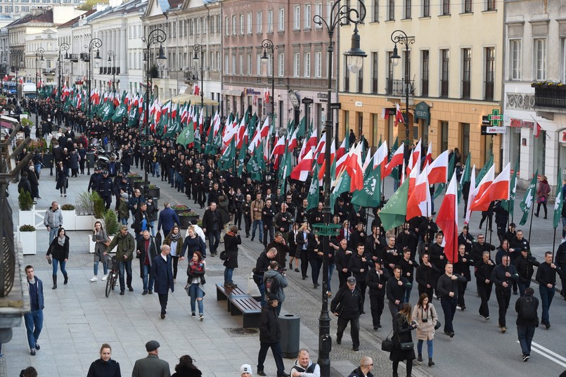 Okolicznościowy przemarsz ulicami Warszawy w 83. rocznicę powstania Obozu Narodowo-Radykalnego