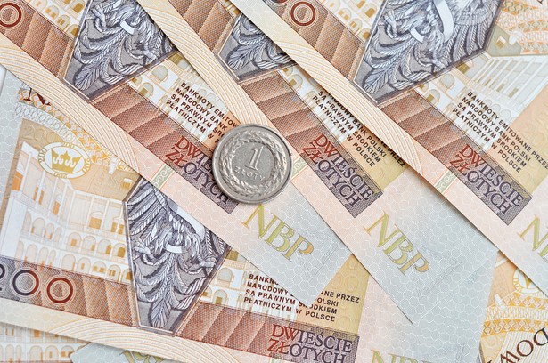 DZIEŃ NA FX/FI: Złoty się osłabi, a rentowności SPW wzrosną