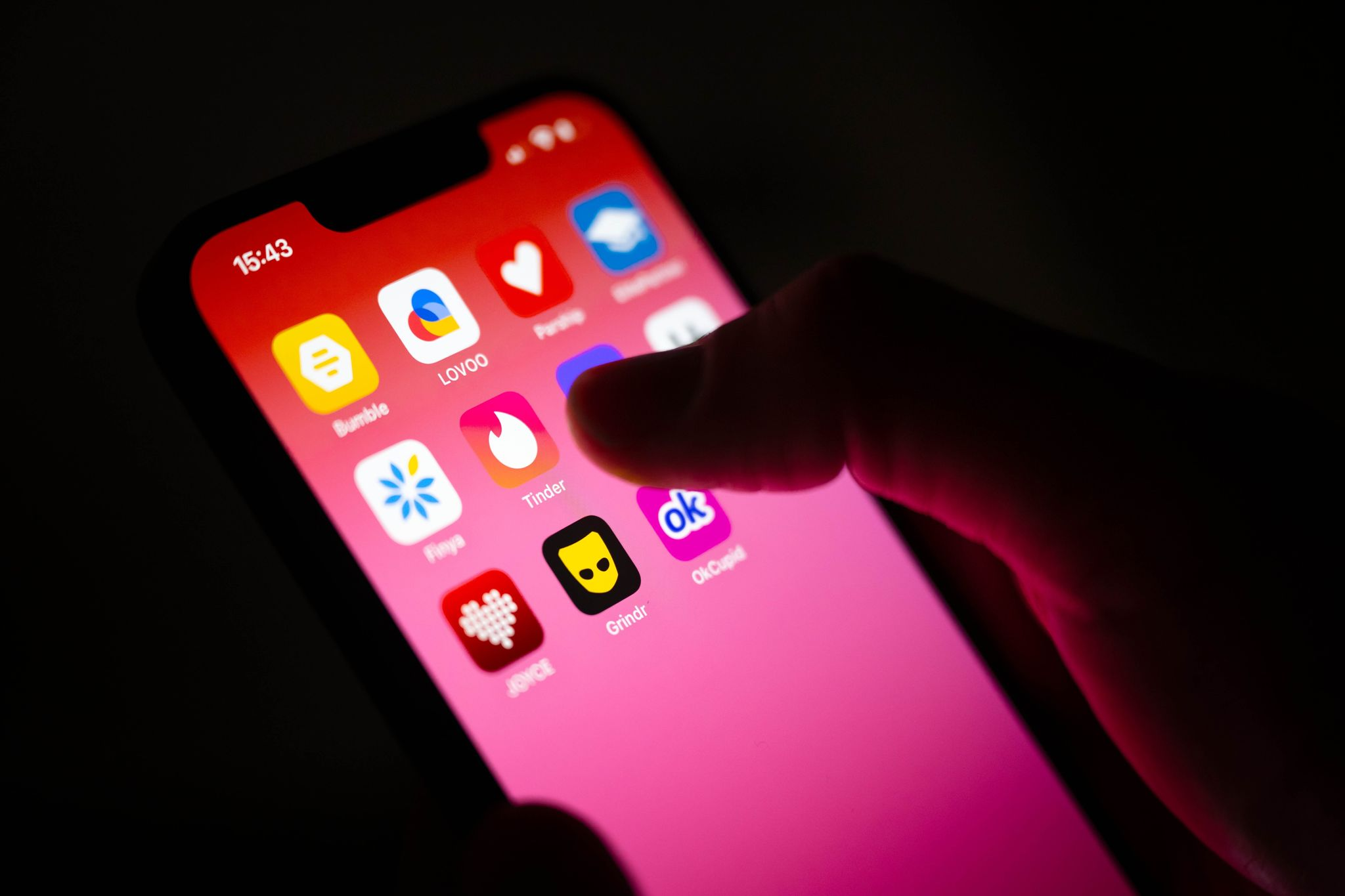 1,1 Milliarden Dollar Schaden durch Liebesschwindel-Fabriken mit Zwangsarbeitern